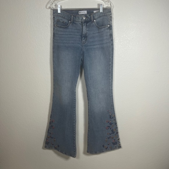 Jessica Simpson Denim - Jessica Simpson Daisy Flare Jeans Light Wash Floral Embroidered Size 10 Boho